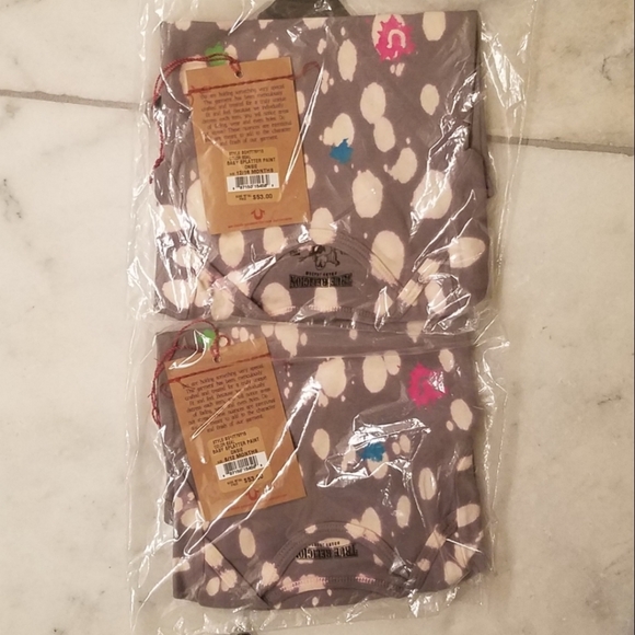 True Religion NWT baby onesie, splatter paint - Picture 8 of 9